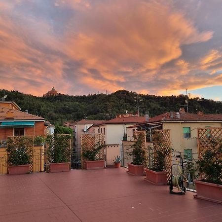 Apartamento Attico Vista San Luca Bolonia Exterior foto